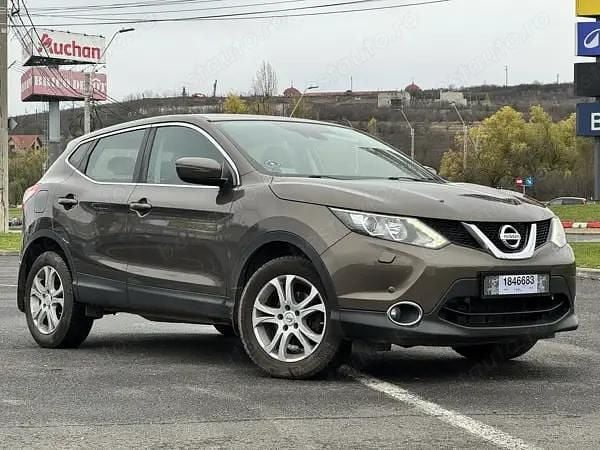 Utilizat 2016 Nissan Qashqai SUV | 7.990 EUR (Preț bun) - Imagine 1/4