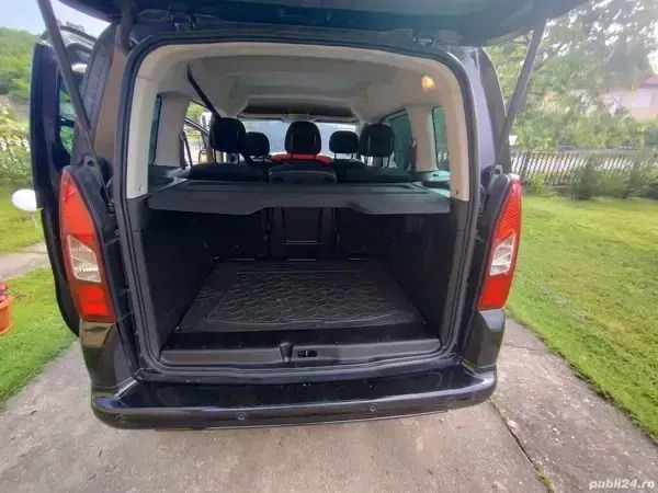 Utilizat 2018 Peugeot Partner Monovolum | 7.950 EUR - Imagine 1/4