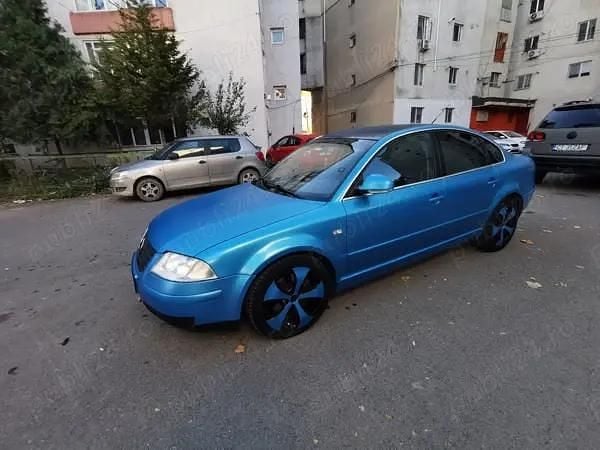 Utilizat 2003 VW Passat Berlinǎ | 2.000 EUR (Preț OK) - Imagine 1/4