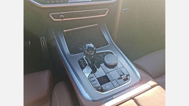 Second-hand BMW X5 Comfort Edition 394 CP (289 kW) 2022 Albastru phytonic metalizat SUV