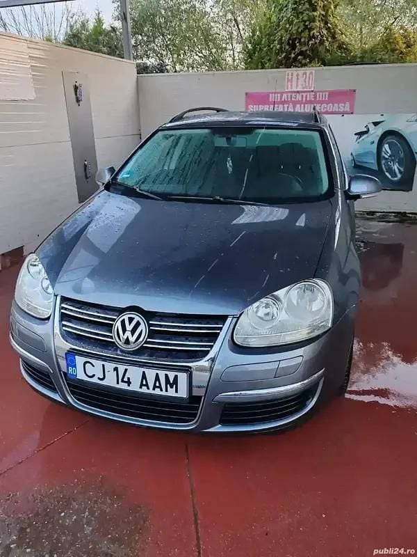 Argintiu Second-hand 2009 VW Golf VI Hatchback | 2.000 EUR (Super Preț) - Imagine 1/4