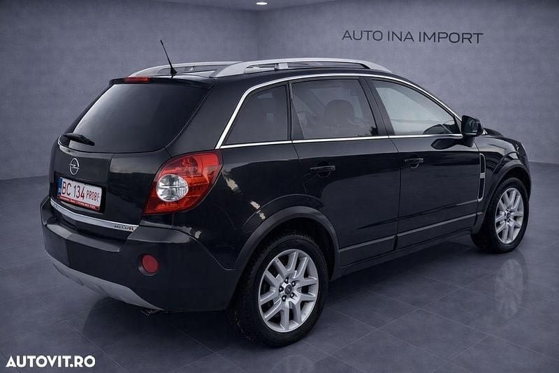 Second-hand Opel Antara Edition 150 CP (110 kW) 2010 Culoarenegru SUV