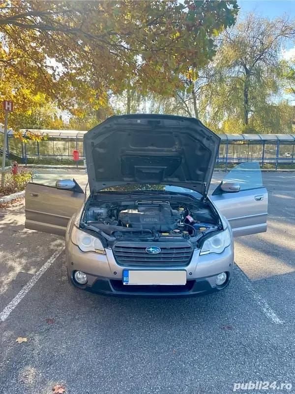 Gri Utilizat 2009 Subaru Outback SUV | 1.700 EUR - Imagine 1/4