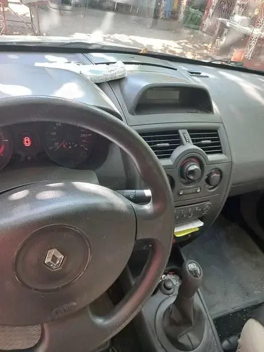 Utilizat 2009 Renault Mégane Berlinǎ | 10.000 EUR - Imagine 1/3