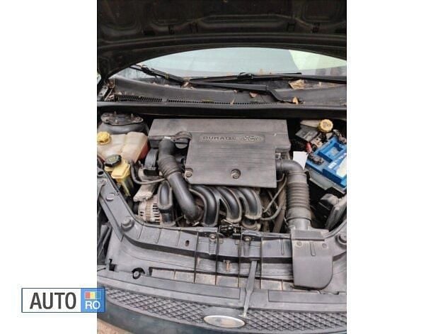 Second-hand Ford Fiesta 80 CP (58 kW) 2002 Violet Hatchback