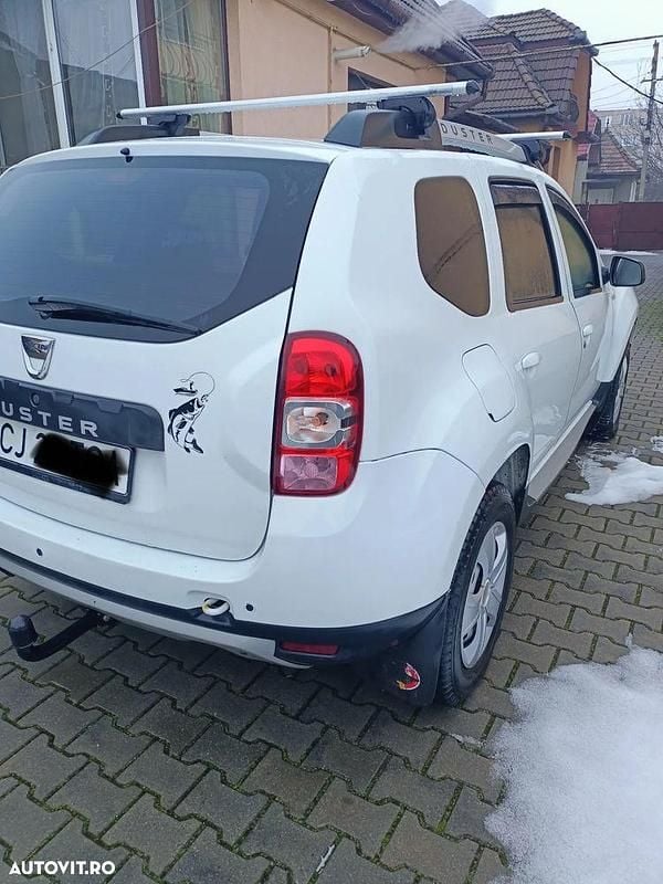 Second-hand Dacia Duster Prestige 125 CP (91 kW) 2017 Culoarealb SUV