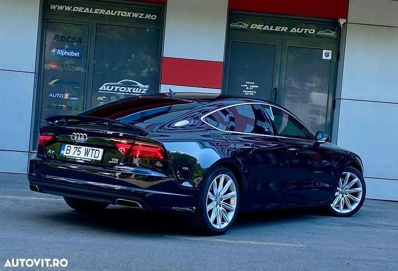 Second-hand Audi A7 S-Line 218 CP (160 kW) 2016 Negru Hatchback