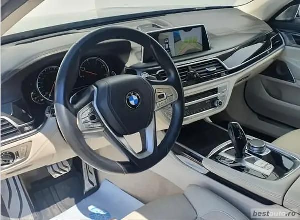 Second-hand BMW 740L Executive 320 CP (235 kW) 2017 Albastru Berlinǎ