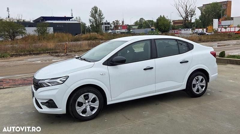 Culoarealb Utilizat 2021 Dacia Logan Berlinǎ | 9.300 EUR (Preț OK) - Imagine 1/4