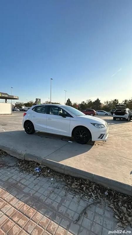 Utilizat 2019 Seat Ibiza FR Hatchback | 11.000 EUR (Scump) - Imagine 1/3