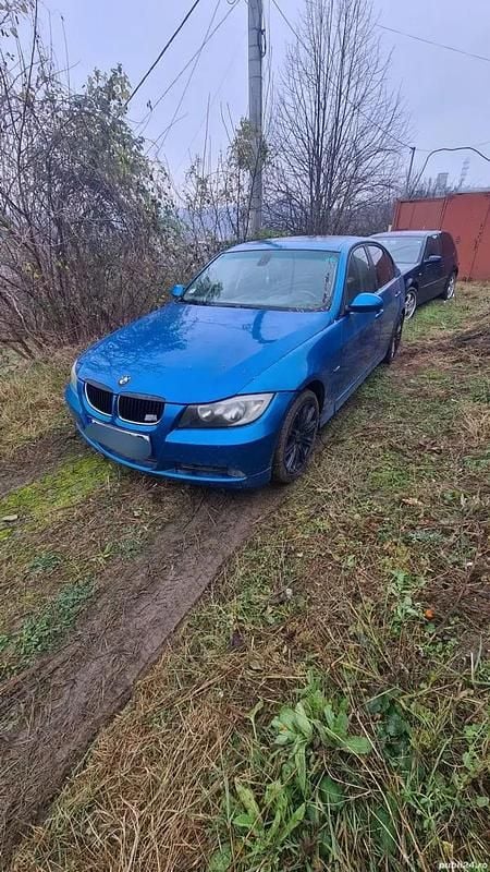 Utilizat 2005 BMW 320 Berlinǎ | 2.000 EUR (Super Preț) - Imagine 1/4