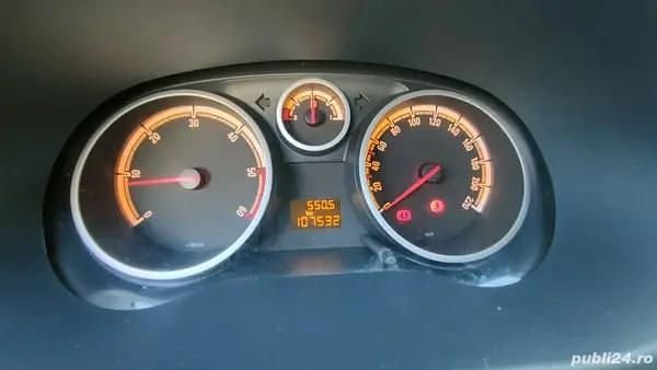 Second-hand Opel Corsa 55 CP (40 kW) 2008 Berlinǎ