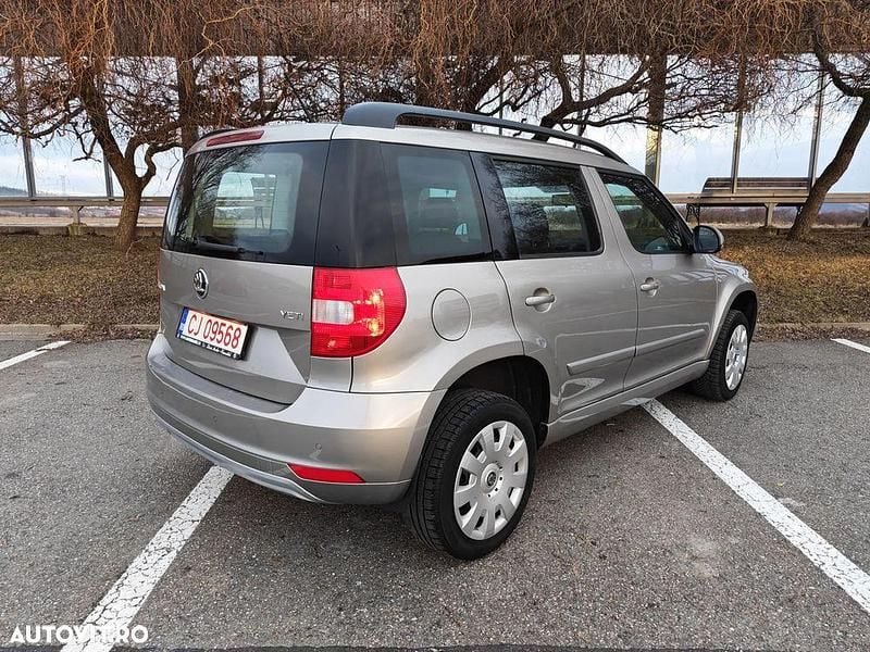 Second-hand Skoda Yeti 105 CP (77 kW) 2014 Culoarebej SUV