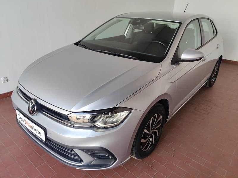 Gri mediumetalic Utilizat 2023 VW Polo Life | 17.800 EUR (Puțin scump) - Imagine 1/4