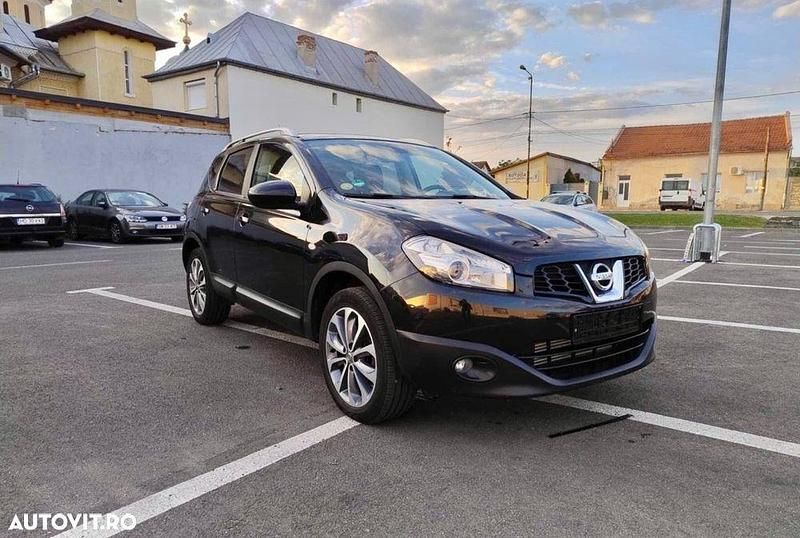 Culoarenegru Utilizat 2011 Nissan Qashqai SUV | 5.390 EUR (Preț bun) - Imagine 1/4