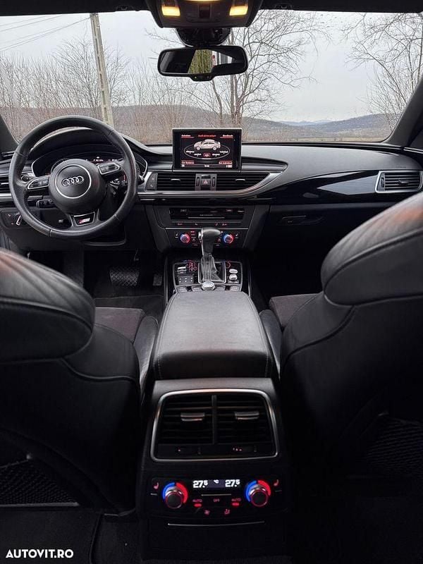 Second-hand Audi A7 S-Line 217 CP (159 kW) 2012 Culoaregri Hatchback