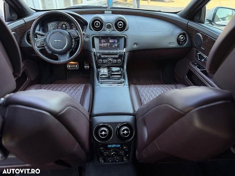 Second-hand Jaguar XJ Premium Luxury 300 CP (220 kW) 2016 Culoaregri Berlinǎ