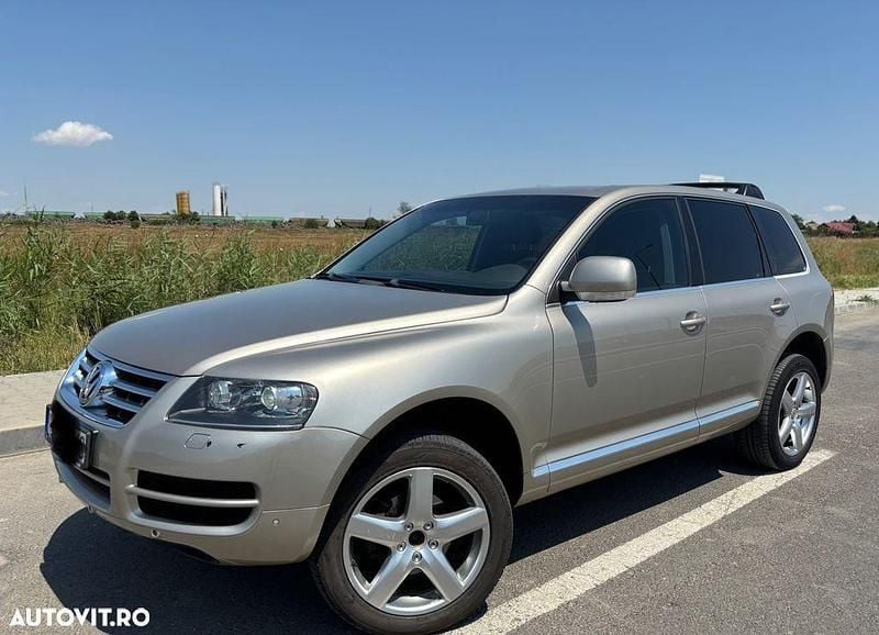 Maro Utilizat 2006 VW Touareg R SUV | 5.700 EUR (Preț OK) - Imagine 1/4