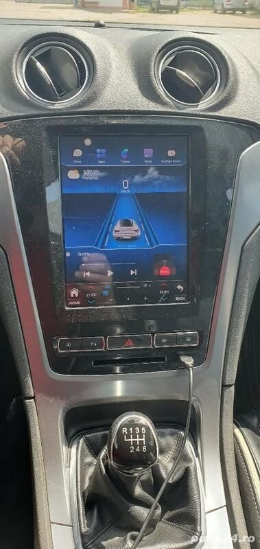 Maro Utilizat 2014 Ford Mondeo Berlinǎ | 6.400 EUR (Preț bun) - Imagine 1/4