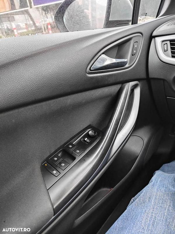 Second-hand Opel Astra Innovation 110 CP (80 kW) 2016 Culoaregri Break