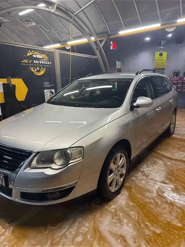 Second-hand VW Passat 143 CP (105 kW) 2010 Gri Break