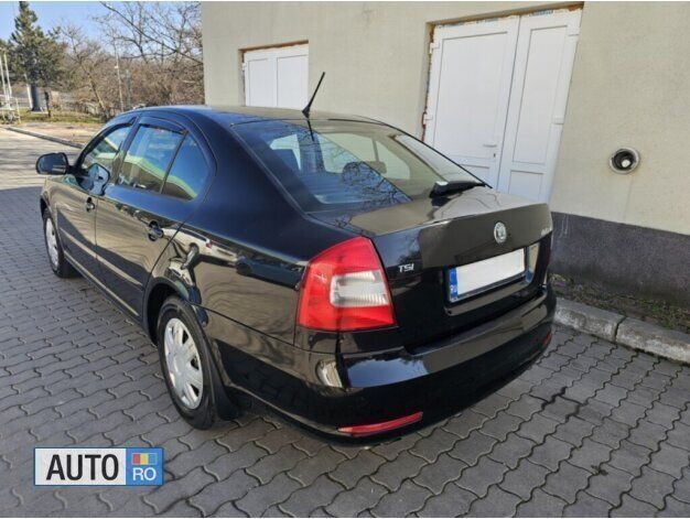 Second-hand Skoda Octavia 122 CP (89 kW) 2011 Negru Berlinǎ