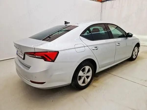 Second-hand Skoda Octavia 115 CP (84 kW) 2021 Gri Berlinǎ