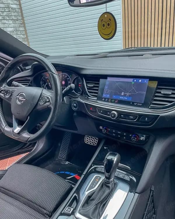 Second-hand Opel Insignia 175 CP (128 kW) 2021 Gri Break