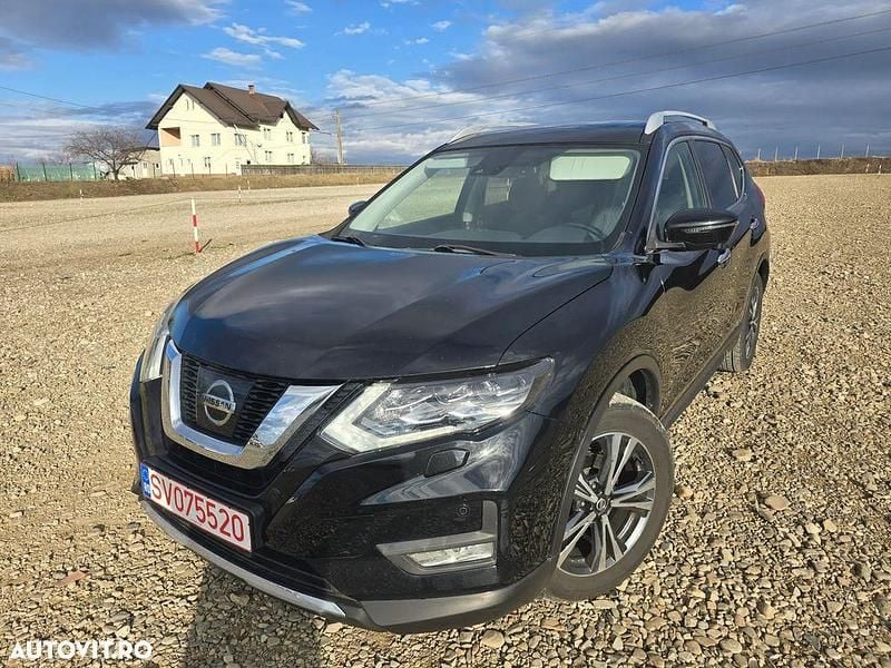 Culoarenegru Utilizat 2018 Nissan X-Trail N-Connecta SUV | 13.950 EUR (Preț bun) - Imagine 1/4