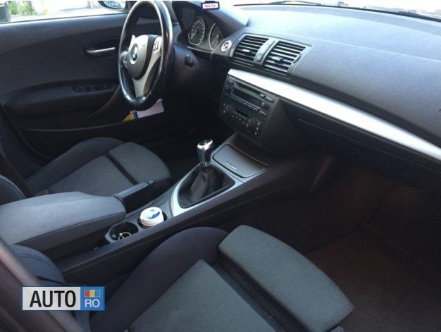 Second-hand BMW 120 Sport Line 163 CP (119 kW) 2006 Gri metalizat Hatchback