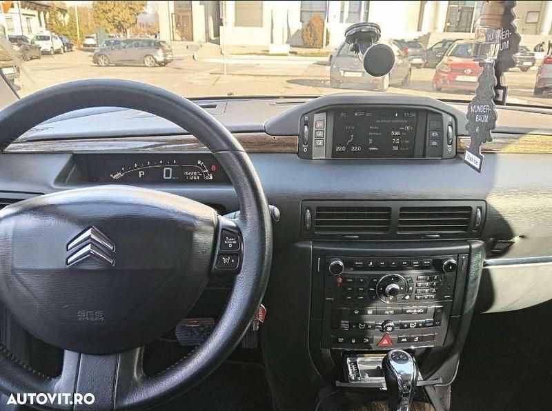 Second-hand Citroën C6 Exclusive 241 CP (177 kW) 2012 Culoarenegru Berlinǎ