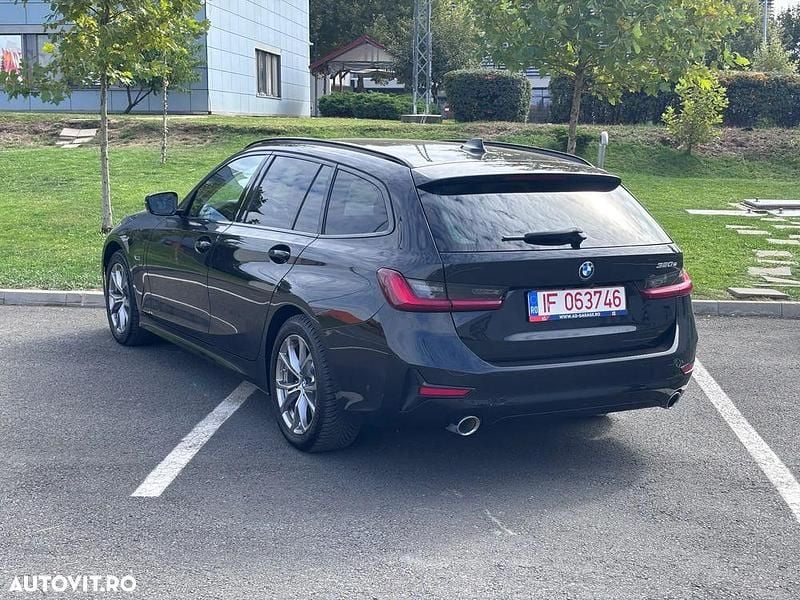 Second-hand BMW 320e Sport Line 204 CP (150 kW) 2021 Culoarenegru Break