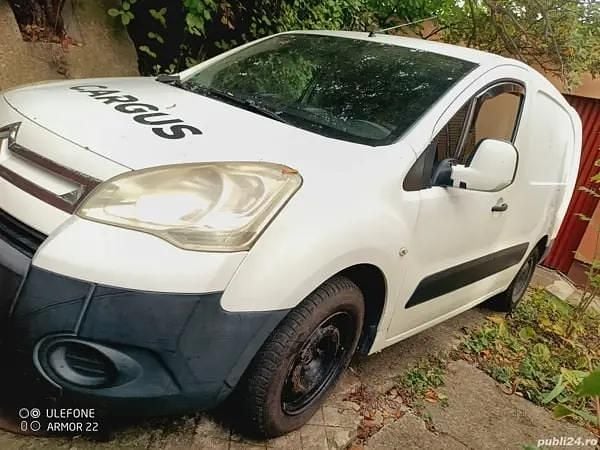 Alb Utilizat 2009 Citroën Berlingo | 2.400 EUR (Puțin scump) - Imagine 1/4