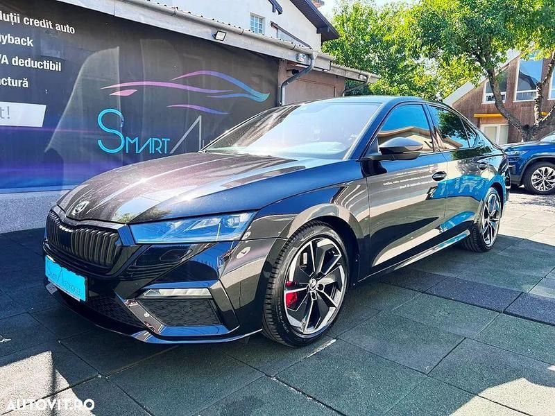 Culoarenegru Utilizat 2021 Skoda Octavia RS Berlinǎ | 29.999 EUR (Puțin scump) - Imagine 1/4