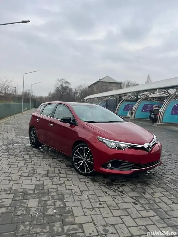Utilizat 2018 Toyota Auris Hatchback | 10.990 EUR (Preț OK) - Imagine 1/4