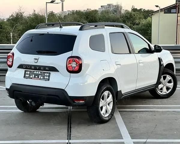 Second-hand Dacia Duster Lauréate 114 CP (83 kW) 2019 Alb SUV