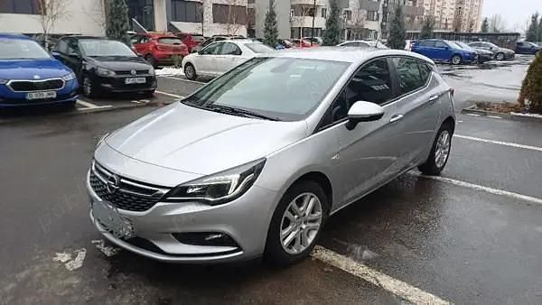Second-hand 2019 Opel Astra Hatchback | 7.450 EUR (Preț OK) - Imagine 1/4