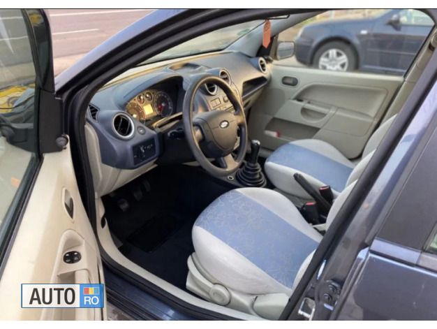Second-hand Ford Fiesta 85 CP (62 kW) 2006 Hatchback