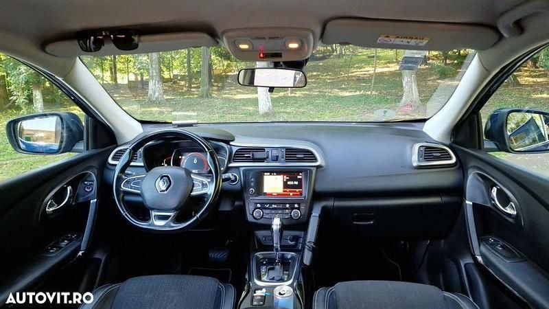 Culoarealbastru Utilizat 2017 Renault Kadjar Zen SUV | 11.800 EUR (Preț bun) - Imagine 1/4