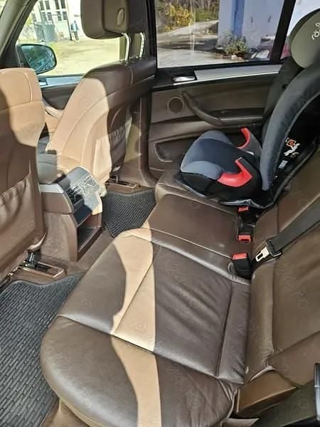 Second-hand BMW X5 240 CP (176 kW) 2012 SUV