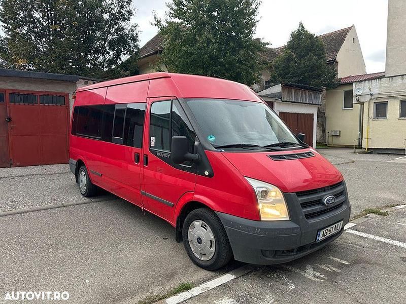 Culoarerosu Utilizat 2009 Ford Transit Monovolum | 7.500 EUR (Puțin scump) - Imagine 1/4