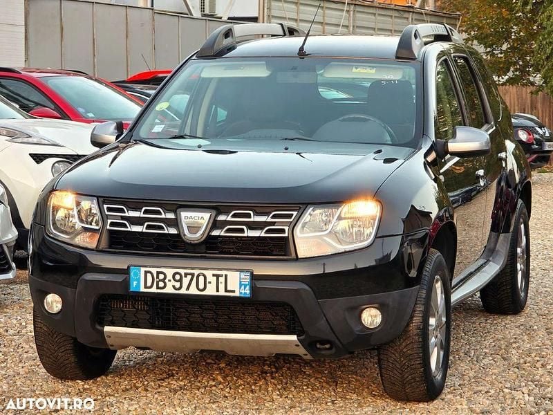 Culoarenegru Utilizat 2014 Dacia Duster Prestige SUV | 7.999 EUR (Preț OK) - Imagine 1/4