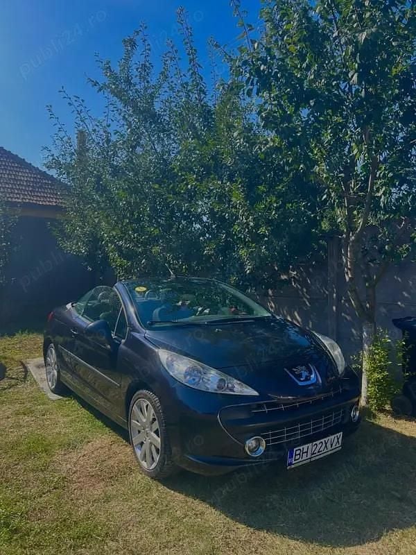 Utilizat 2007 Peugeot 207 CC Cabrio | 2.600 EUR - Imagine 1/4