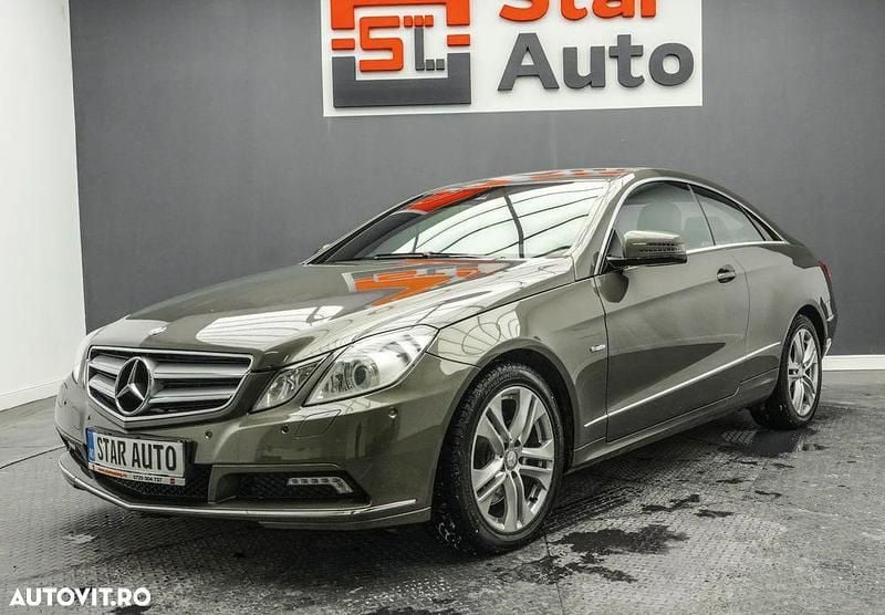 Culoareverde Utilizat 2010 Mercedes E350 Coupe | 9.490 EUR (Super Preț) - Imagine 1/4