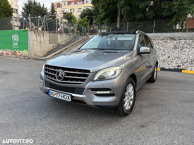 Culoaregri Utilizat 2012 Mercedes ML350 SUV | 11.650 EUR (Preț OK) - Imagine 1/4