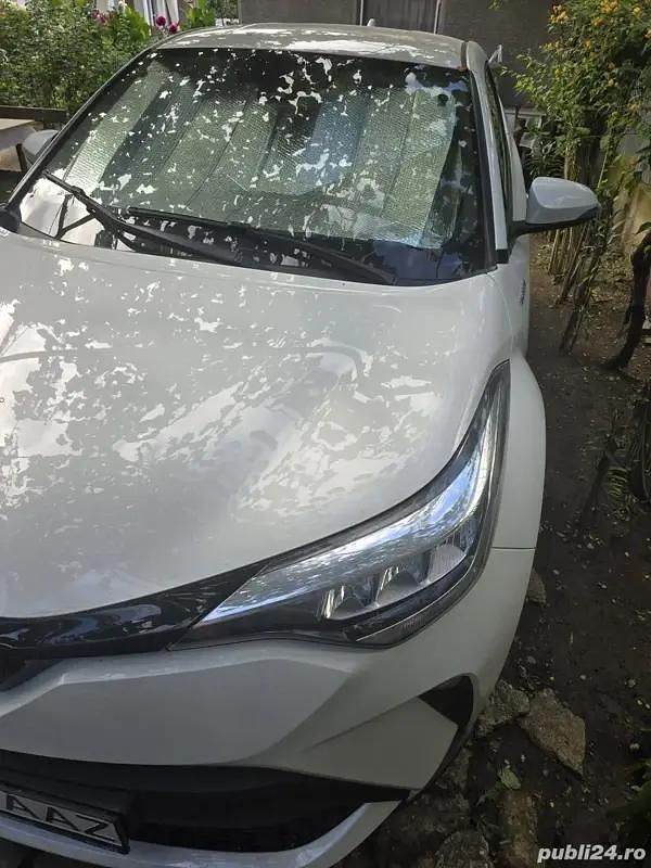 Second-hand Toyota C-HR Club 122 CP (89 kW) 2021 Alb SUV