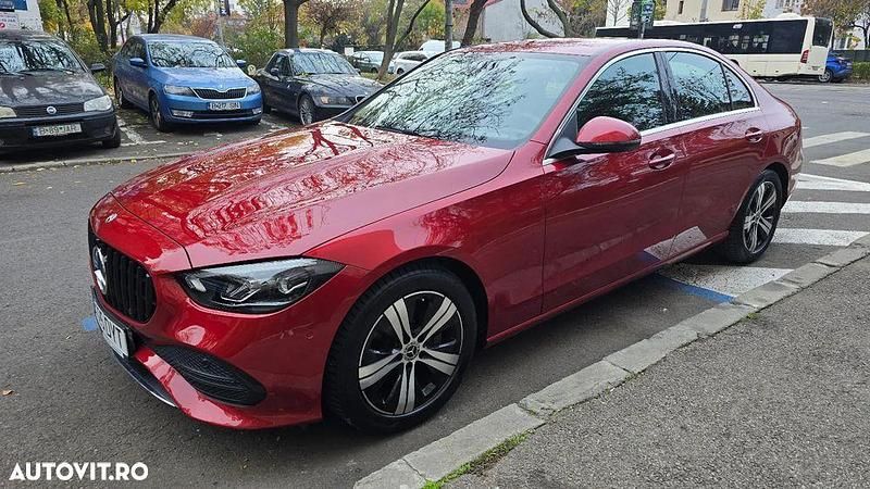 Culoarerosu Utilizat 2022 Mercedes C180 Berlinǎ | 31.990 EUR (Super Preț) - Imagine 1/4