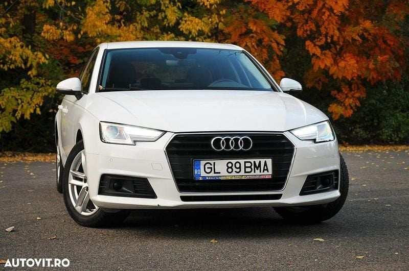 Second-hand Audi A4 Design 150 CP (110 kW) 2017 Culoarealb Berlinǎ