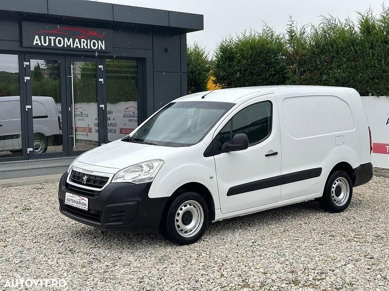 Culoarealb Utilizat 2017 Peugeot Partner Monovolum | 4.999 EUR - Imagine 1/4
