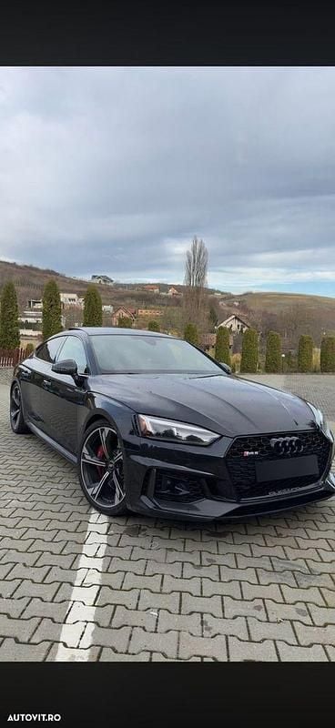 Culoarenegru Utilizat 2019 Audi RS5 Sport Berlinǎ | 52.999 EUR - Imagine 1/4